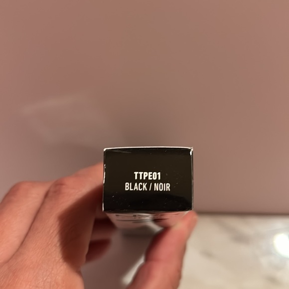 NYX That’s The Point  Eyeliner Put a wing on it NIB BLack - Picture 2 of 4